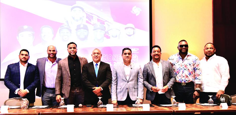 funcionarios dominicanos en reunión oficial