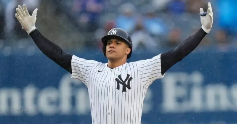 Jugador de los Yankees con uniforme