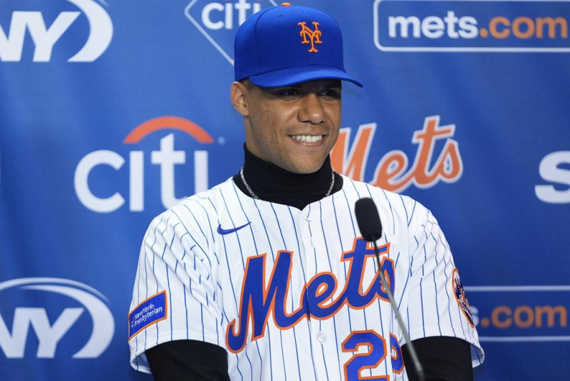 Jugador sonriente de los Mets