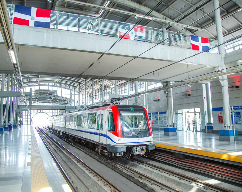 Vagón de metro en la estación