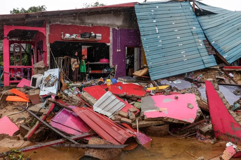 Casa inundada tras desastre natural