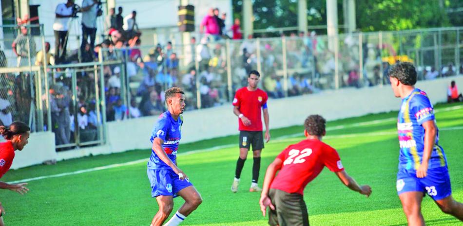 Jugadores de fútbol en acción